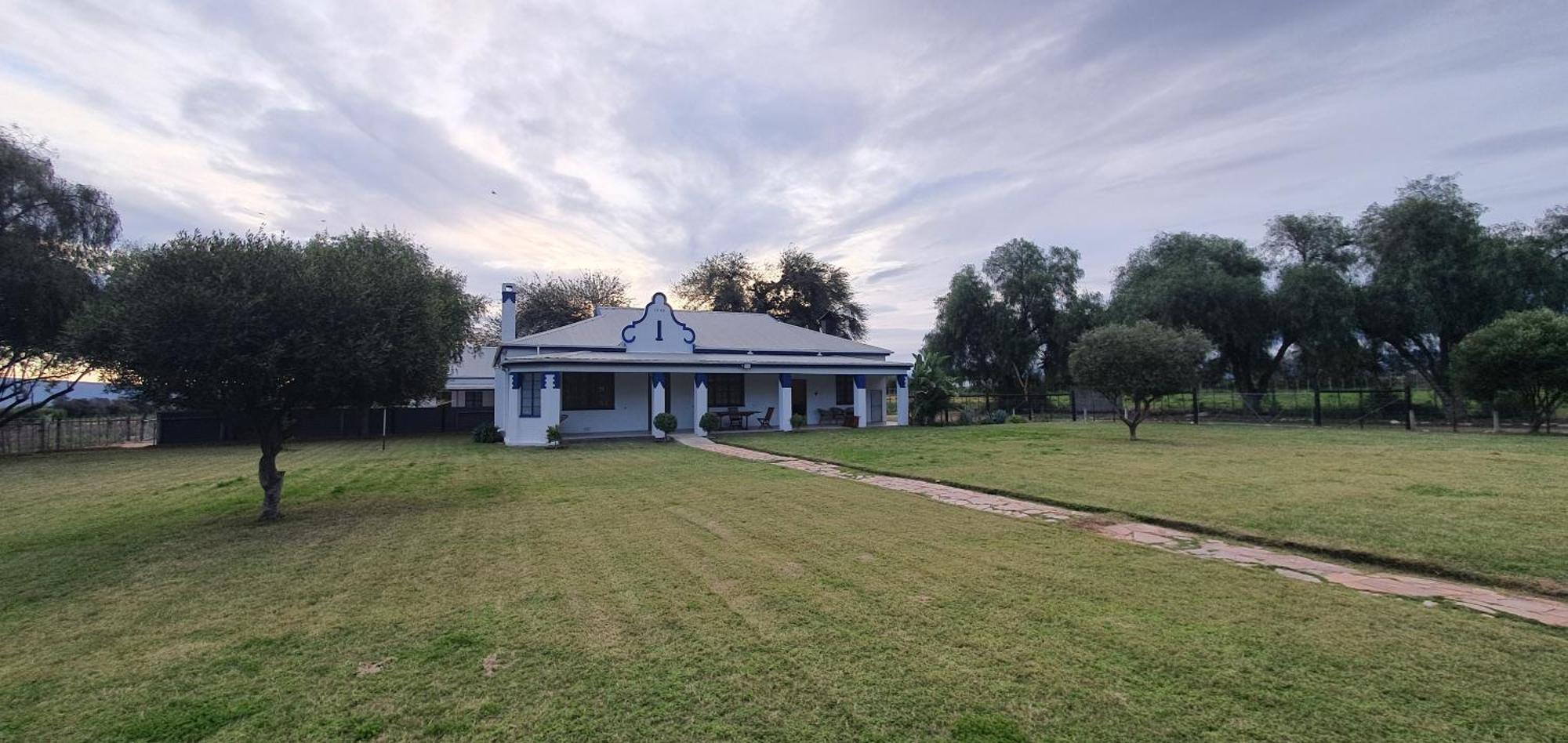 Karoo Leeu Self Catering Oudtshoorn Exterior foto