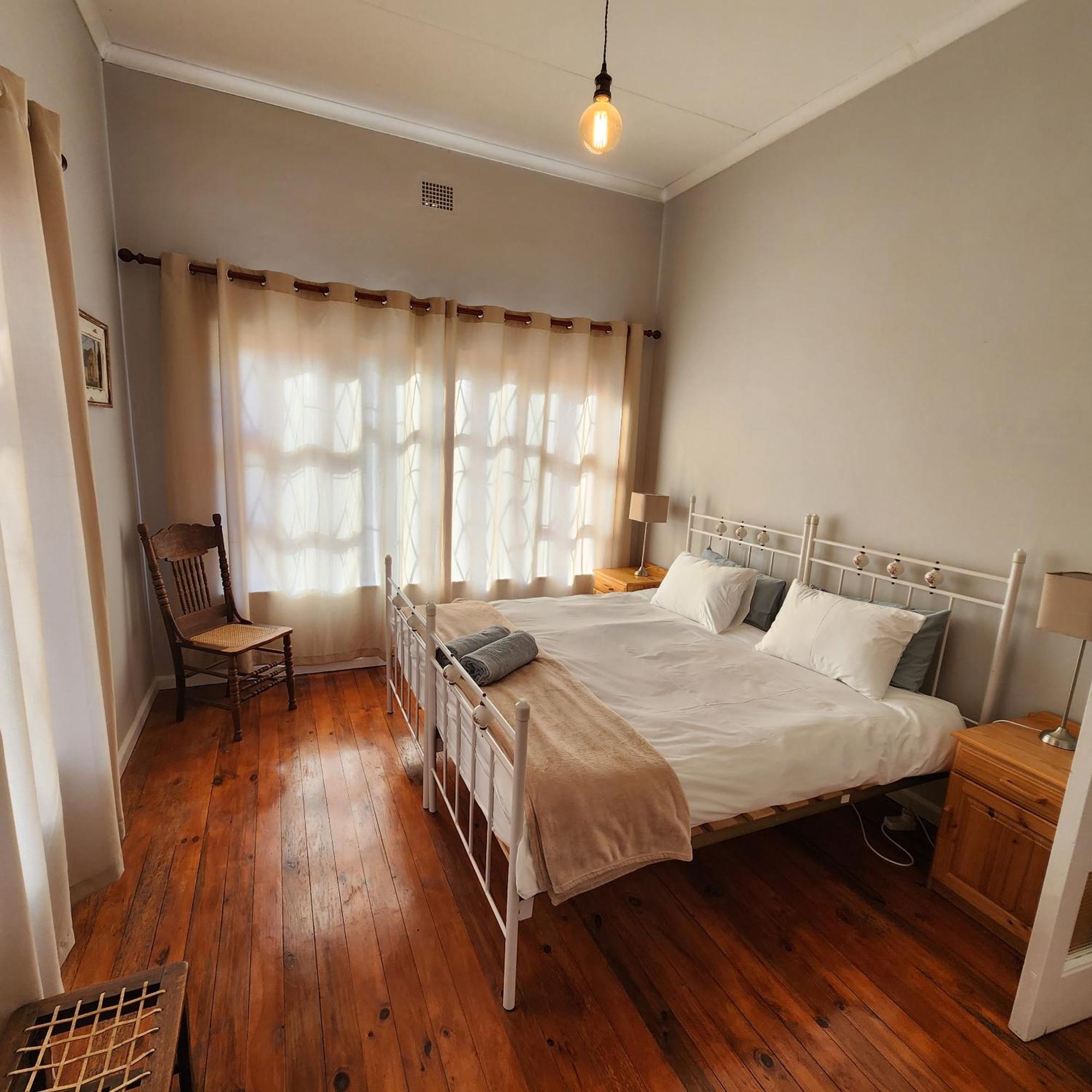 Karoo Leeu Self Catering Oudtshoorn Exterior foto