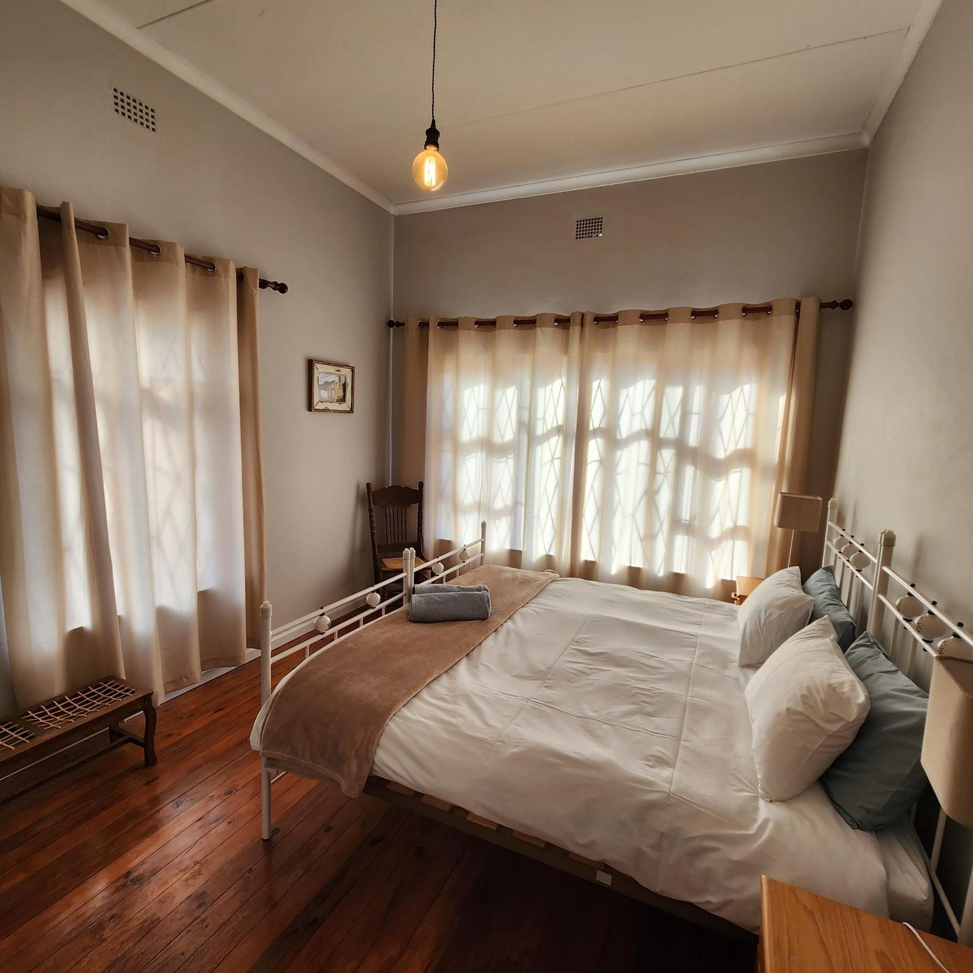 Karoo Leeu Self Catering Oudtshoorn Exterior foto
