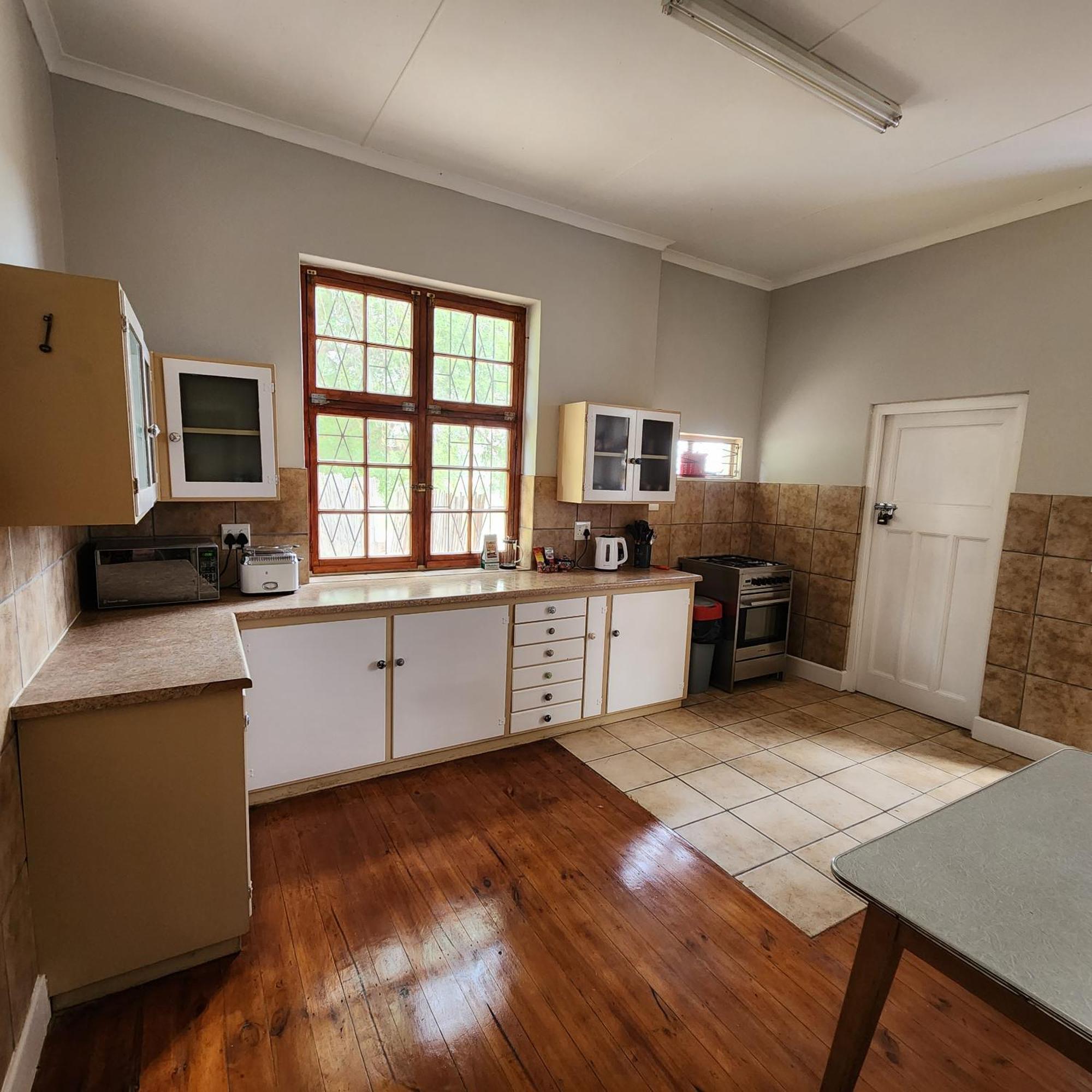 Karoo Leeu Self Catering Oudtshoorn Exterior foto