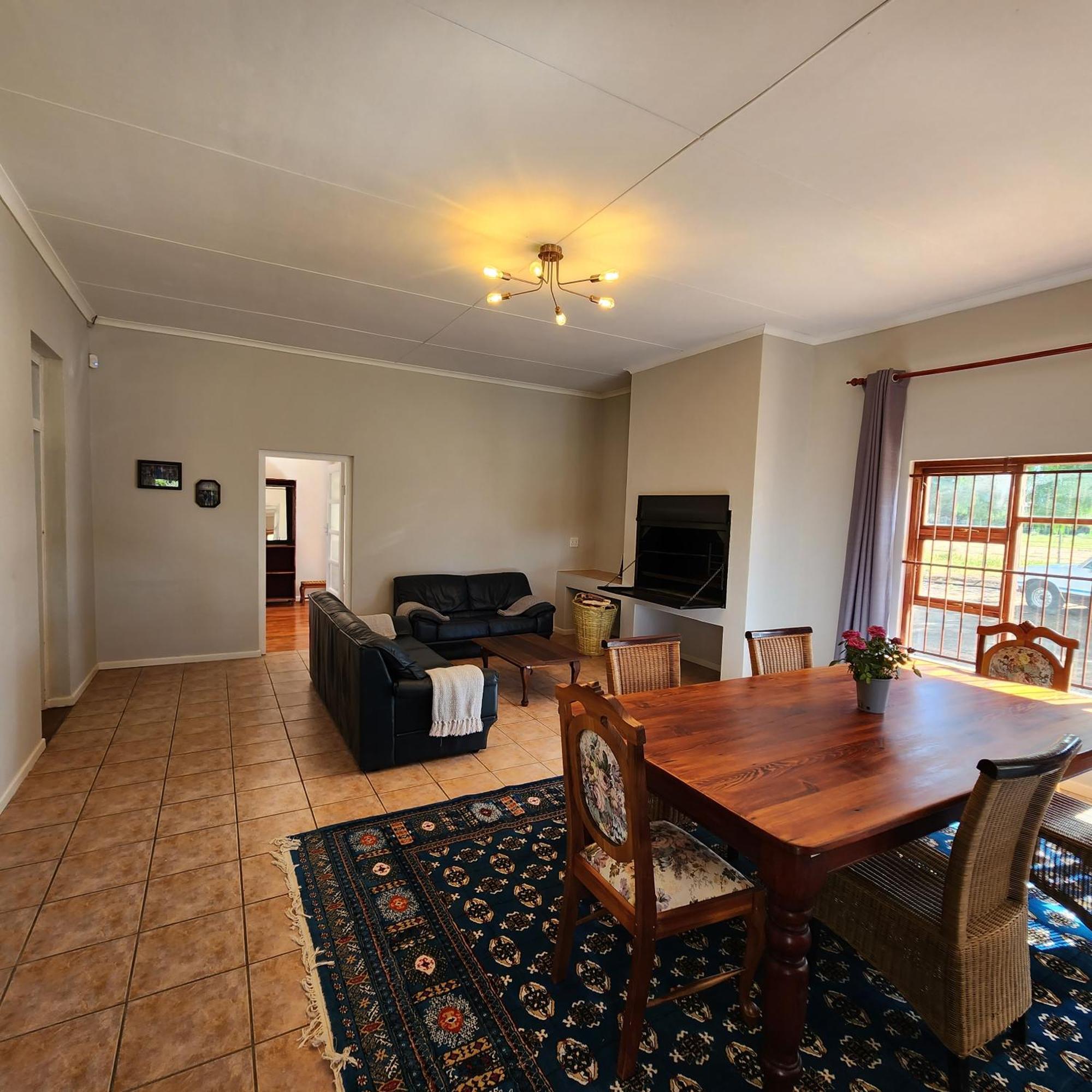 Karoo Leeu Self Catering Oudtshoorn Exterior foto